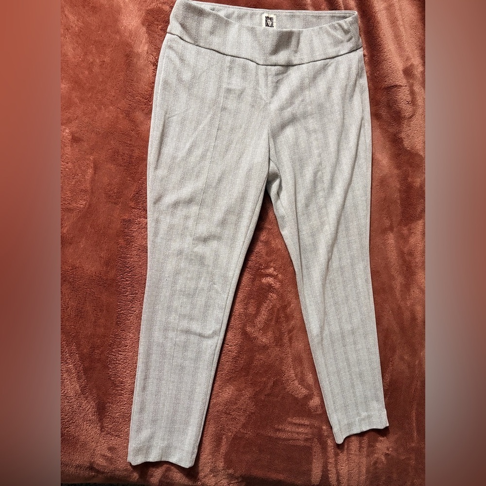 Anne Klein Light Gray Straight Leg Pants